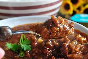 Чили кон карне с майенски пикантен шоколад / Chilli Con Carne with Mayan' Spiced Chocolate