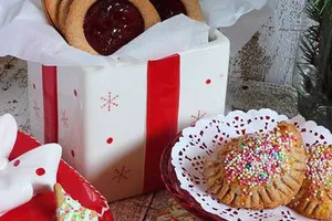 Три вида Коледни сладки от едно тесто